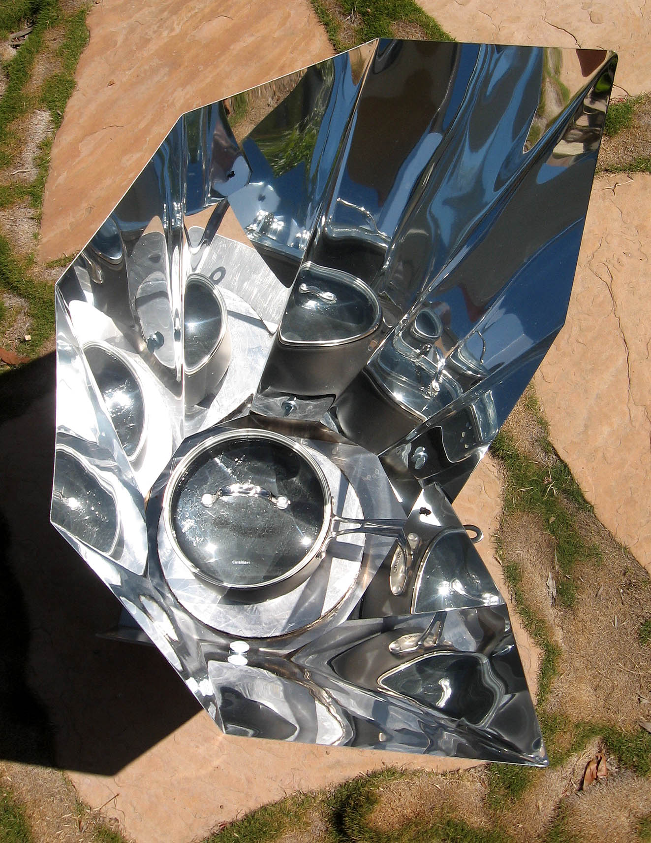 95.5% reflective SolaReflex AA Octagon Parabolic cooker, now available